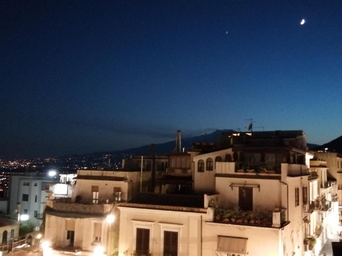 Aly Art Apartment Taormina Duomo, Gulf & Etna View Luaran gambar