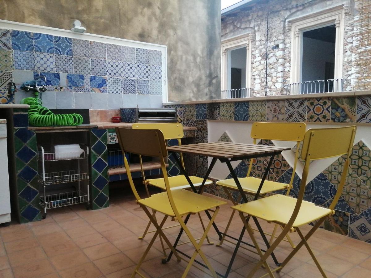 Aly Art Apartment Taormina Duomo, Gulf & Etna View Luaran gambar