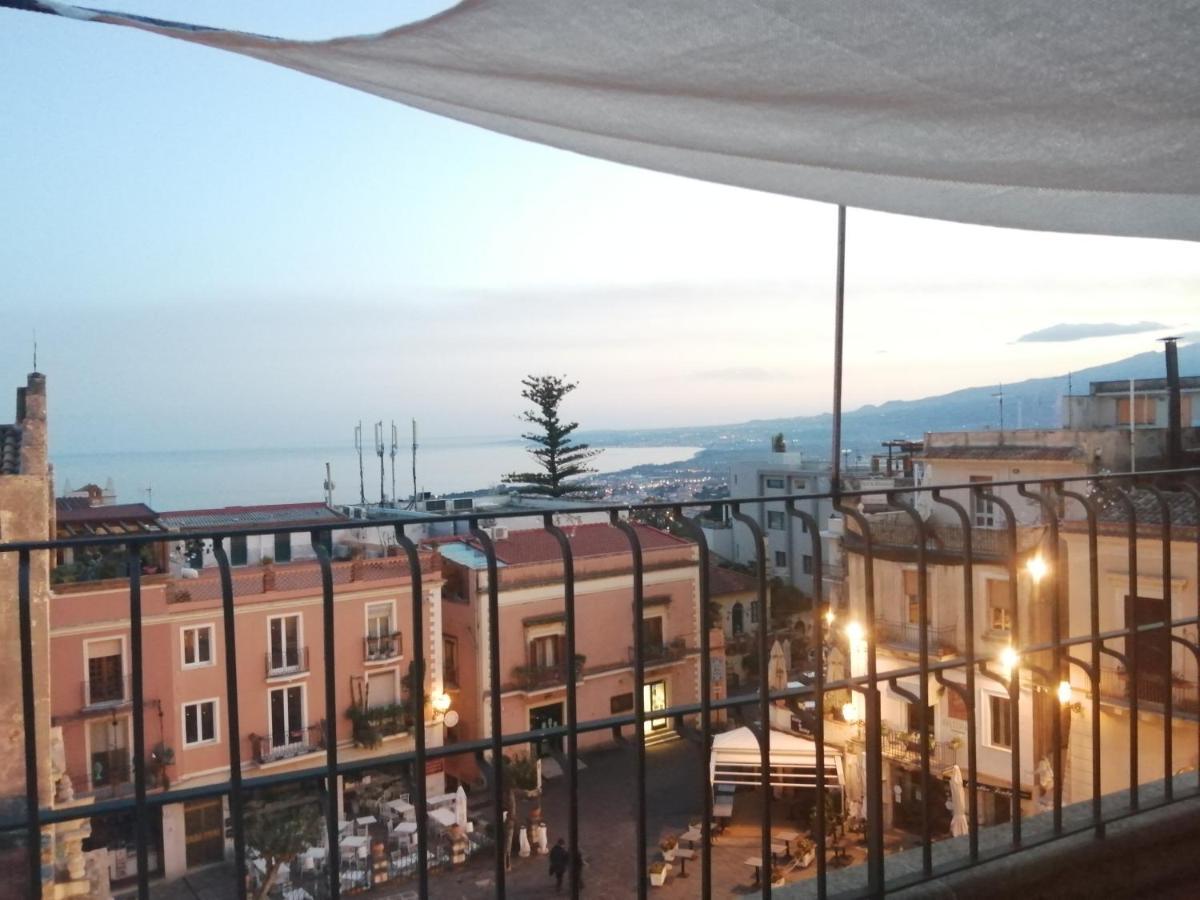 Aly Art Apartment Taormina Duomo, Gulf & Etna View Luaran gambar